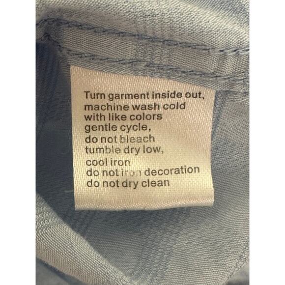 Cultura International Light Blue Short Sleeve Button-Up Shirt Men’s Med. Texture - Picture 5 of 6